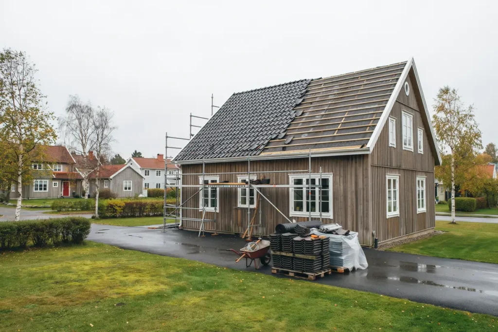 takbyte steg f r steg s planerar du r tt projekt f r din villa och undviker vanliga misstag